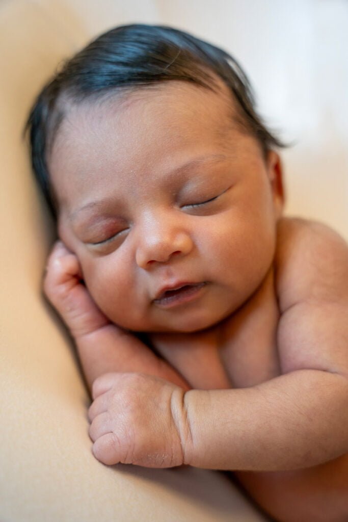Easy DIY Newborn Baby Photography Ideas – The Invite Lady